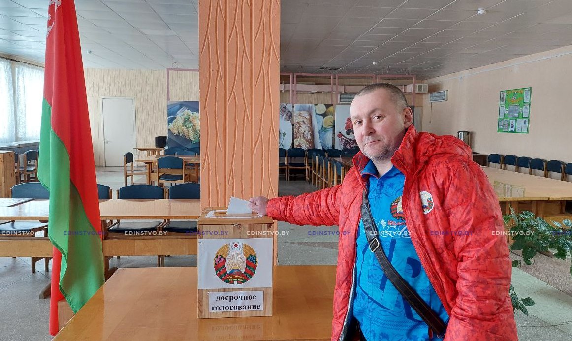 Владимир Борздаков: «С 18 лет участвую в каждой избирательной кампании»