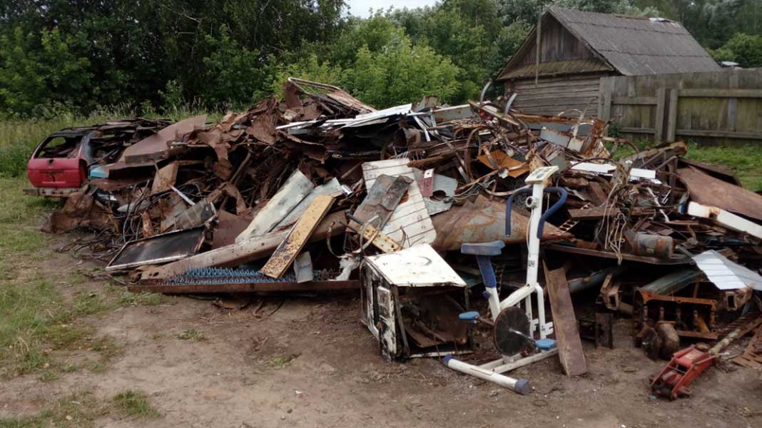 Около 20 тонн метала обнаружили милиционеры в Борисовском районе