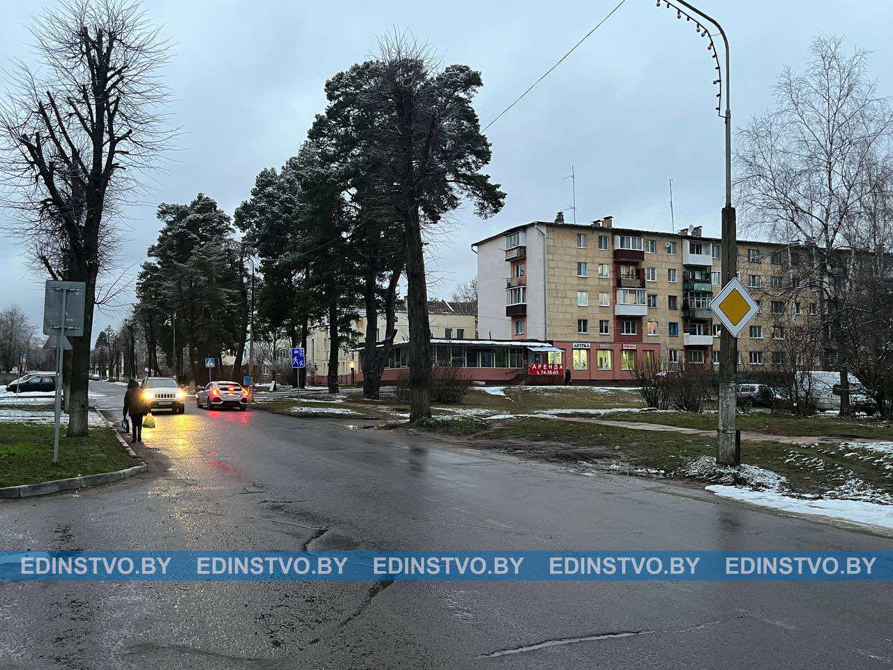 Борисовчанка недовольна дорожной инфраструктурой в своем районе. Проблему обещают решить