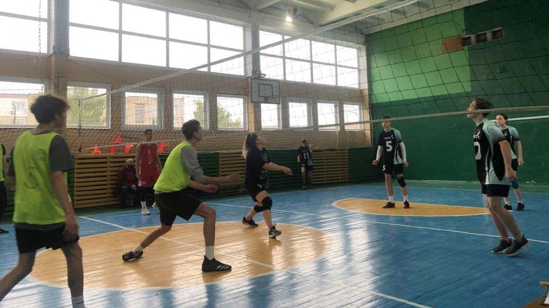Дружеский турнир по волейболу прошел в Борисове