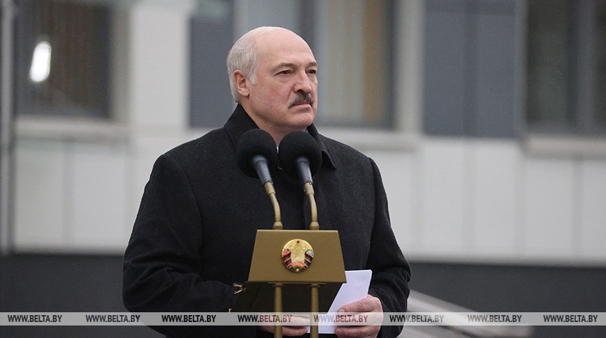 Александр Лукашенко: белорусы наполнили новым смыслом традицию празднования Дня Октябрьской революции