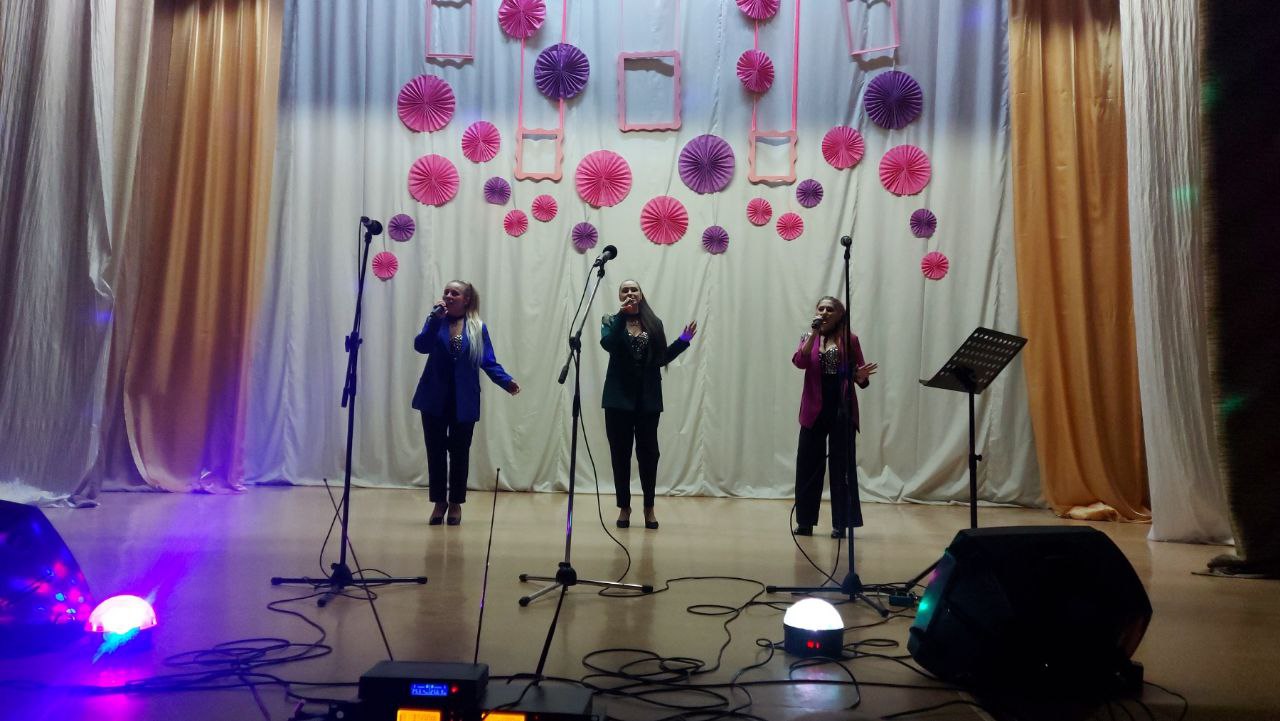 «Мелодия Рождества»: в Лошницком центре культуры и досуга прошел праздничный концерт