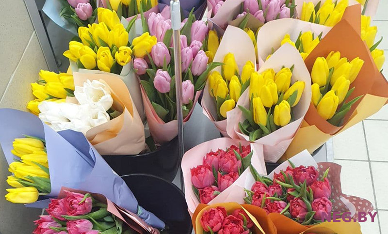 Продавать цветы к праздникам можно без регистрации в качестве ИП. Как это сделать?