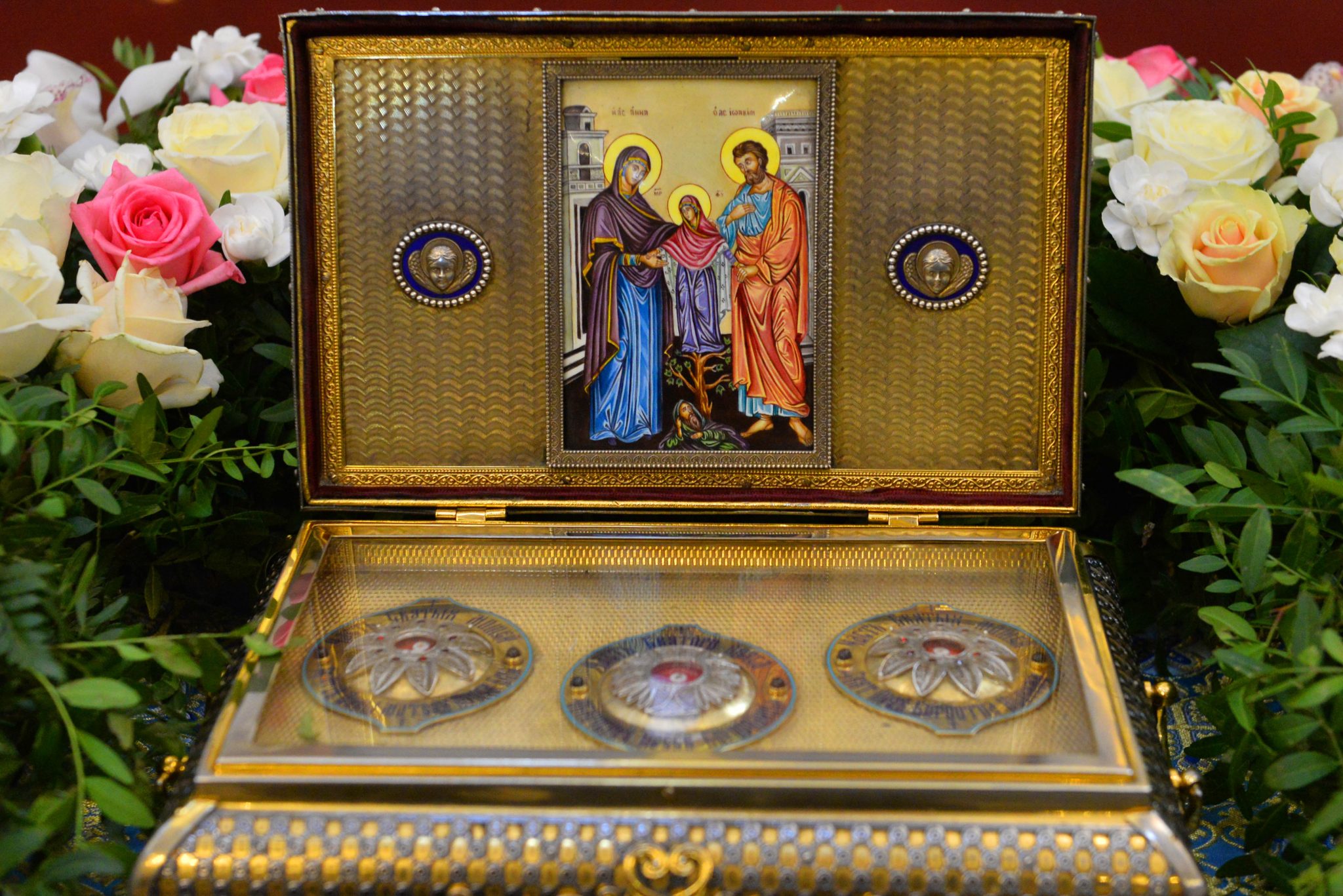 Часть Пояса Пресвятой Богородицы прибывает в кафедральный собор Воскресения Христова г. Борисова