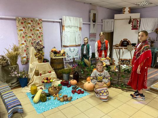 «Осенины»: в Кищинослободском сельском клубе прошел фольклорный праздник для детей