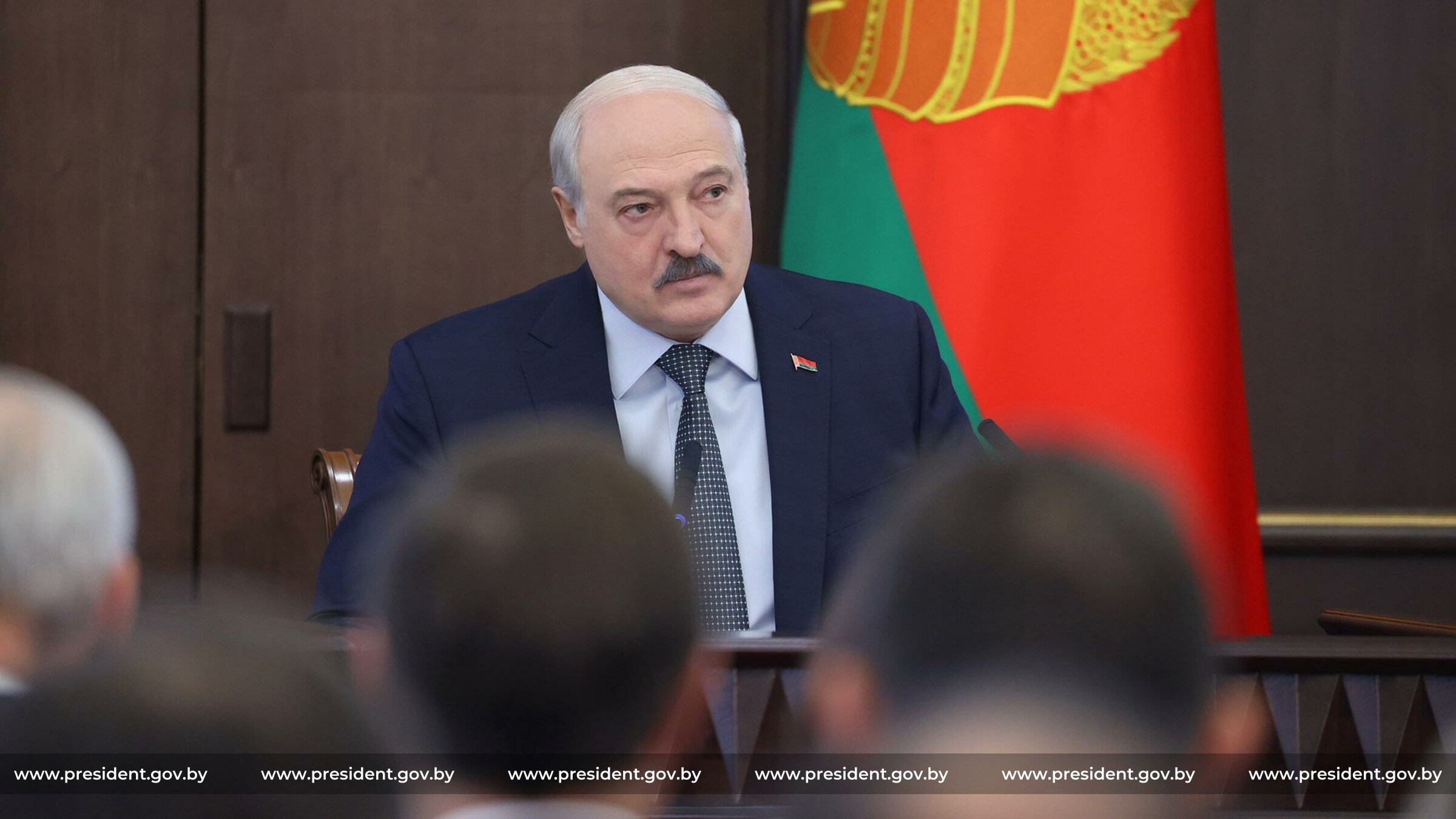 Сколько лукашенко у власти президентом белоруссии. Лукашенко 2023. Портрет президента РБ.