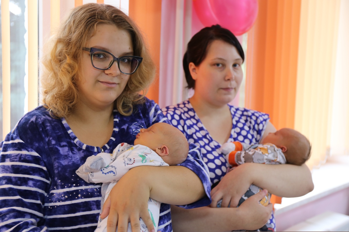 В Борисове в День Независимости Республики Беларусь родились 2 мальчика и 4 девочки