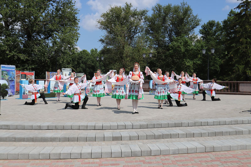 Город-праздник: корреспонденты "А" приветствуют из фестивального Витебска
