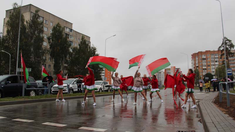 Новая автодорога в Борисове открылась в День народного единства!