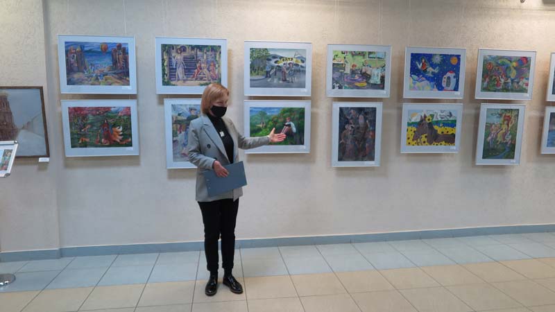 Выставка графики и живописи «Краски юности» открылась в художественной галерее «Променад»