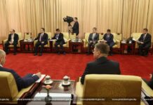 «Сотрудничество Беларуси и Китая — это не просто торговля и обмен товарами». Александр Лукашенко встретился с председателем правления корпорации «СИТИК Групп» Чжу Хэсинем