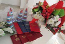 Маленьких граждан страны в День Конституции торжественно зарегистрировали в Борисове