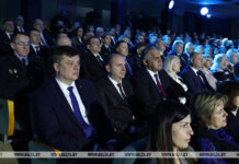 Лукашенко: служить нашей национальной идее мы все должны и словом, и делом