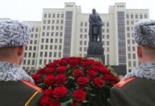 Президент Республики Беларусь Александр Лукашенко поздравил с Днем Октябрьской революции