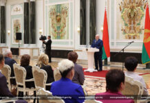 Александр Лукашенко вручил государственные награды работникам предприятий и организаций системы Управления делами Президента