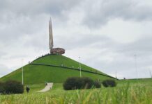 Курган Славы, маршрутка и возраст почемучек: что их объединяет?