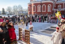 А знаете ли вы, что за народный праздник такой — Коляды? Побывали на гулянье, рассказываем