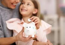 Когда и куда обращаться за пособием по уходу за ребенком до 3 лет