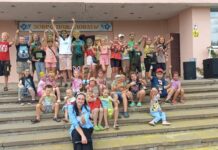 Лошница в эти выходные была украшена яркими красками