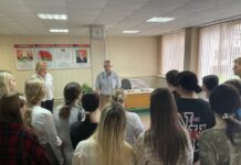 Учащиеся медицинского колледжа посетили Борисовскую ДОСААФ в первый день учебного года