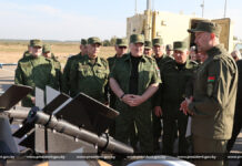 Александр Лукашенко: “Мы должны и можем создавать самые современные комплексы подавления беспилотных летательных аппаратов”