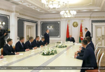 Президент Беларуси Александр Лукашенко рассмотрел кадровые вопросы