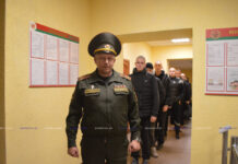 В первый день отправки в войска около 20 борисовчан пополнили ряды элитных подразделений