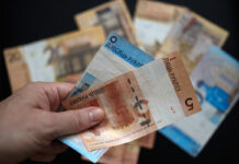 Жительница Борисовщины пришла попросить соли у соседей и обворовала их