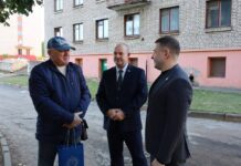 Сотрудники Борисовского РУВД поздравили с праздником ветеранов службы угро