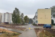 Почему в одном из дворов Борисова закрыли сквозной проезд