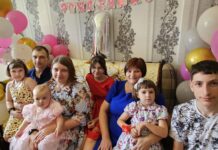 Каково это – быть мамой шестерых детей? Узнали у борисовчанки Ольги Сехович