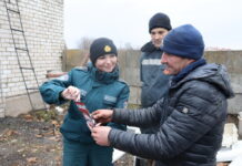 Обменяли сигарету на конфету и дали «клятву курильщика»