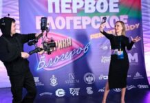 Знакомим с составом первого реалити-шоу Беларуси «Фабрика блогеров»