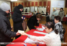 Наблюдатели: избиратели в большинстве своем четко знают процедуру голосования