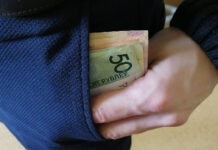 Учитель из Минска продала квартиру и оформила кредиты, участвуя в «спецоперации». Возбуждено уголовное дело