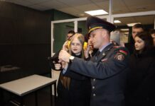 Воспитанники военно-патриотического клуба «Мужество» посетили Борисовское РУВД