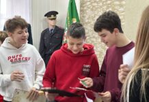 В Борисове милиционеры организовали для детей правовой дайджест «Начало новых дел!»