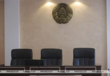 Поставил продукцию взамен на “скидку” в $5 тыс. за машину. Житель Минской области предстанет перед судом