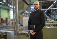 О том, как стал главным механиком предприятия, и о секретах руководства рассказал Артем Красота