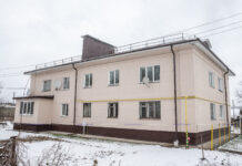 С новыми фасадом и крышей: дом 68 по ул. Л. Чаловской в Борисове после капремонта