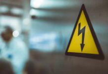 Электричество в быту: правила безопасности для вашей жизни