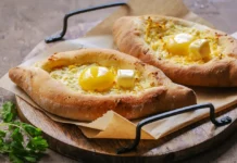 Невозможно отказаться: приготовим хачапури по-аджарски