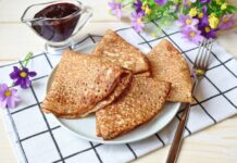 Кружевные блинчики на кефире: простой и вкусный рецепт