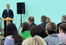 «Наша страна стала сильнее». Министр юстиции Беларуси встретился с коллективом Борисовского мясокомбината