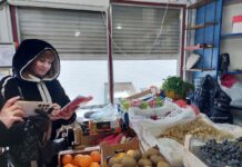 Цены на плодоовощную продукцию промониторили в Борисове: нарушений не выявлено