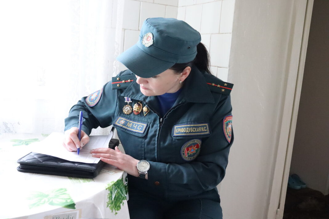 Работник Борисовского ГРОЧС