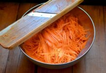 Как приготовить сочную и ароматную морковь по-корейски