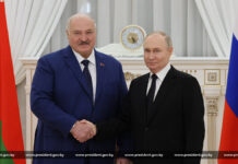 Президент Беларуси провел переговоры с Президентом России