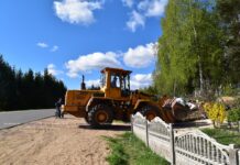 В Борисовском районе продолжается акция по ремонту дорог и месячник благоустройства