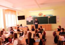 Урок безопасности. Сотрудники МЧС побывали в средней школе №25